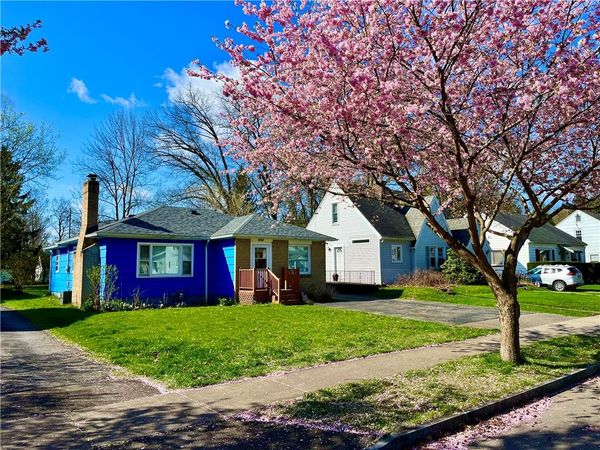 345 Colebourne Rd , Rochester, NY 14609