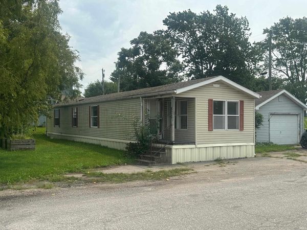 500 E 2nd Street, Reynolds, IN 47980