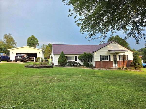 346 Island View Drive, Parkersburg, WV 26101