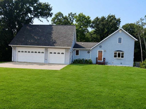 3325 Lakewood Drive, Fergus Falls, MN 56537