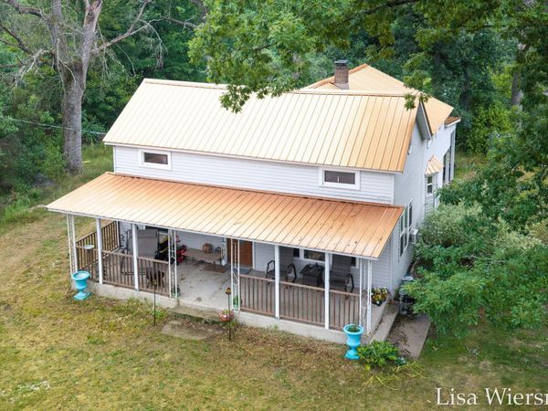 4393 E 8th Street, White Cloud, MI 49349
