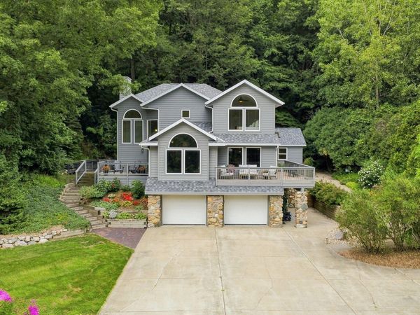 677 Tuttle Road, Baroda, MI 49101
