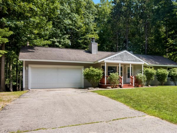 4270 Baywood Drive, Traverse City, MI 49686