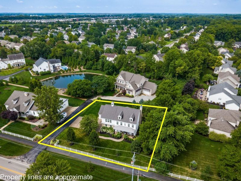 8568 Liberty Road N, Powell, OH 43065 Photo 2