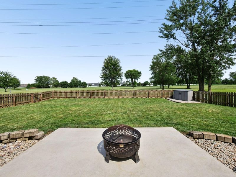 874 Lynnhaven Court, Columbus, OH 43228 Photo 32