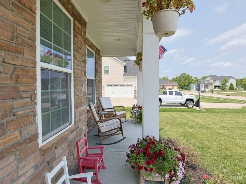 5695 Bryson Lane, Liberty Township, OH 45044 Photo 2