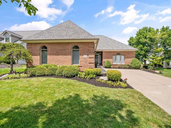 920 Linworth Village Drive, Columbus, OH 43235