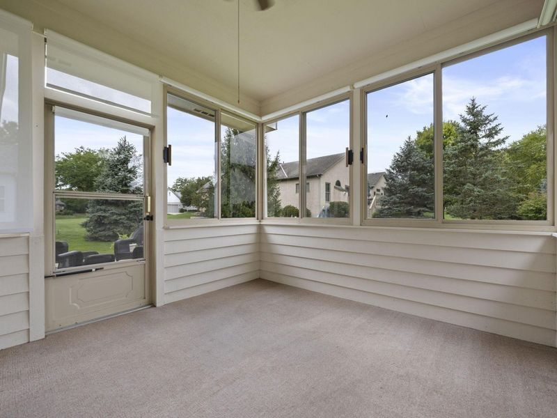 920 Linworth Village Drive, Columbus, OH 43235 Photo 13