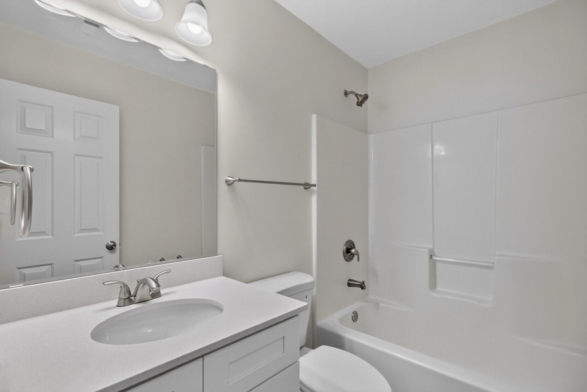 156 Cotillion Crescent Photo 23