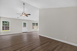 156 Cotillion Crescent photo 4