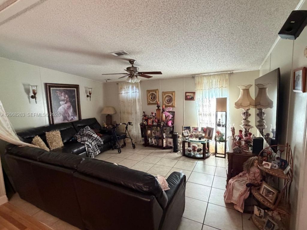 19800 SW 180th Ave Unit 569 , Miami, FL 33187 Photo