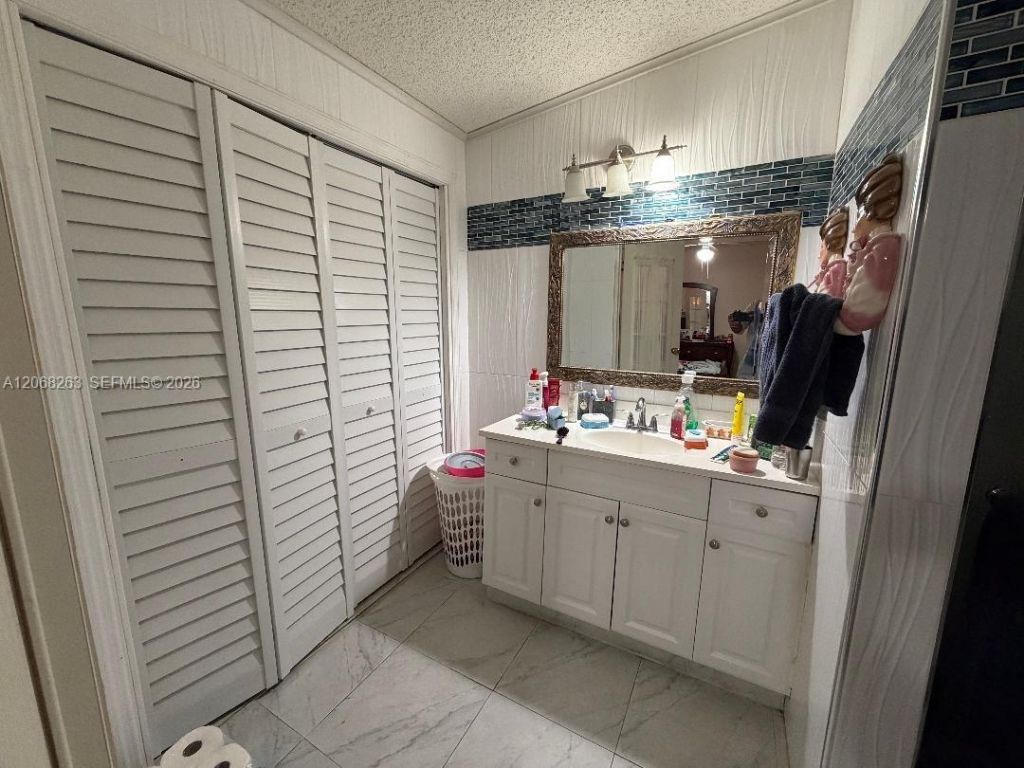 19800 SW 180th Ave Unit 569 , Miami, FL 33187 Photo