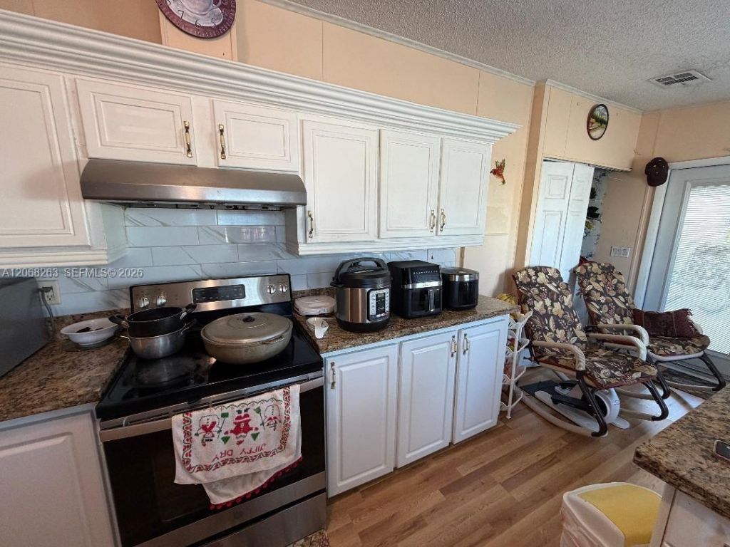 19800 SW 180th Ave Unit 569 , Miami, FL 33187 Photo