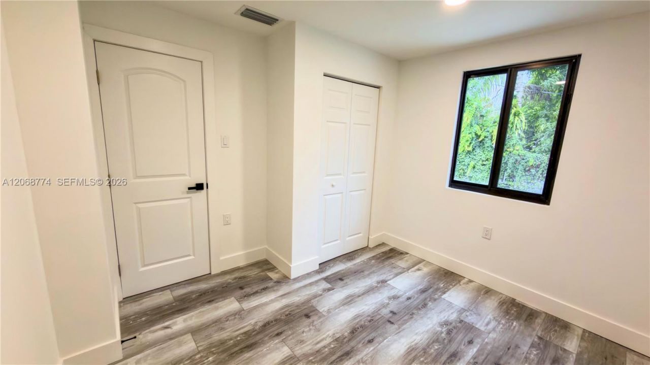 1243 NW 29th Ter , Miami, FL 33142 Photo