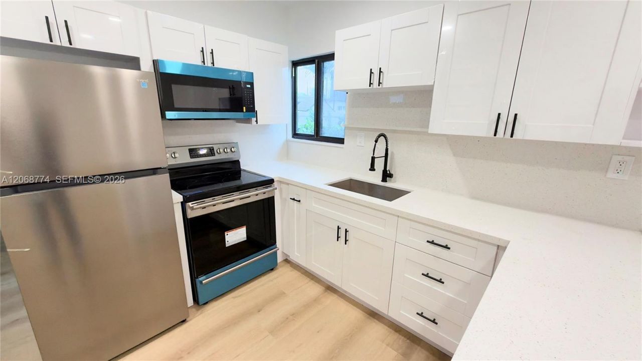 1243 NW 29th Ter , Miami, FL 33142 Photo