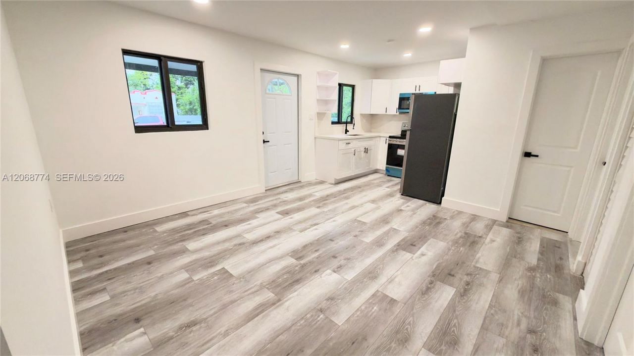 1243 NW 29th Ter , Miami, FL 33142 Photo