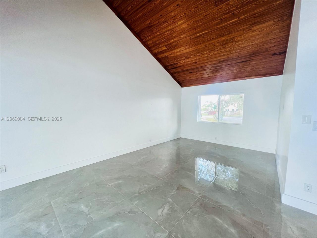 750 SW 98th Ave , Pembroke Pines, FL 33025 Photo