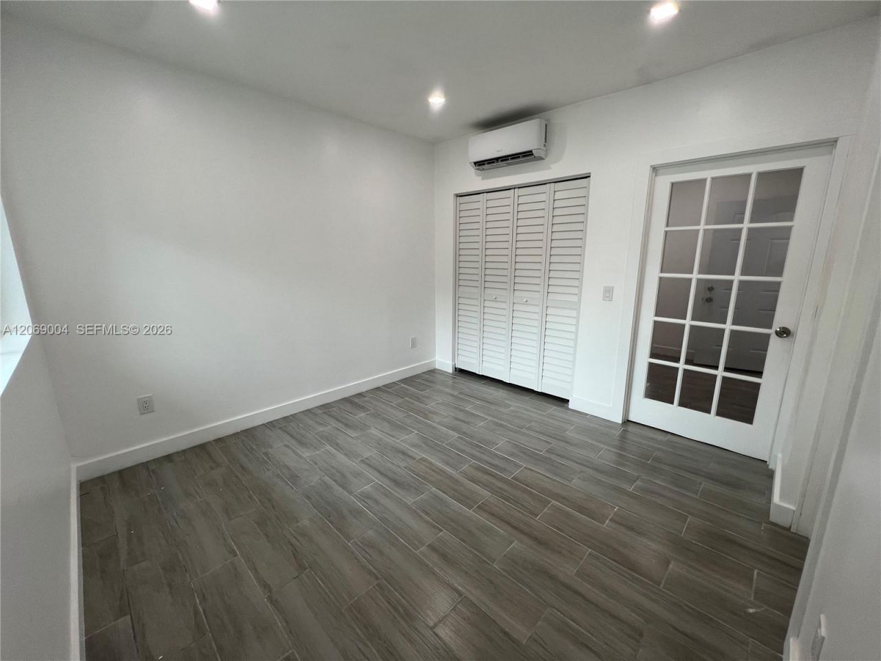 750 SW 98th Ave , Pembroke Pines, FL 33025 Photo