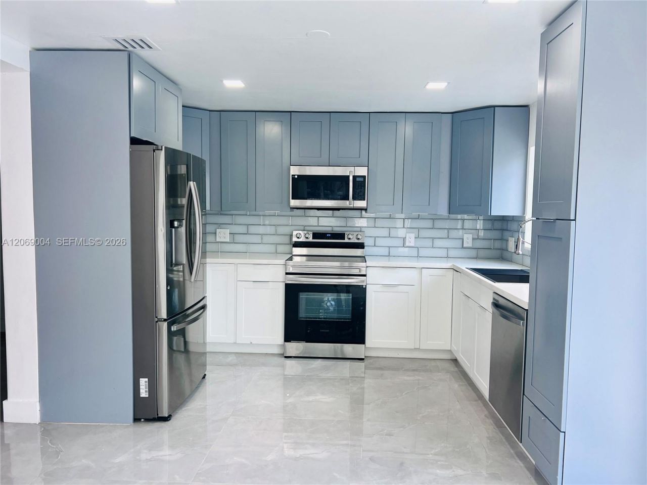 750 SW 98th Ave , Pembroke Pines, FL 33025 Photo