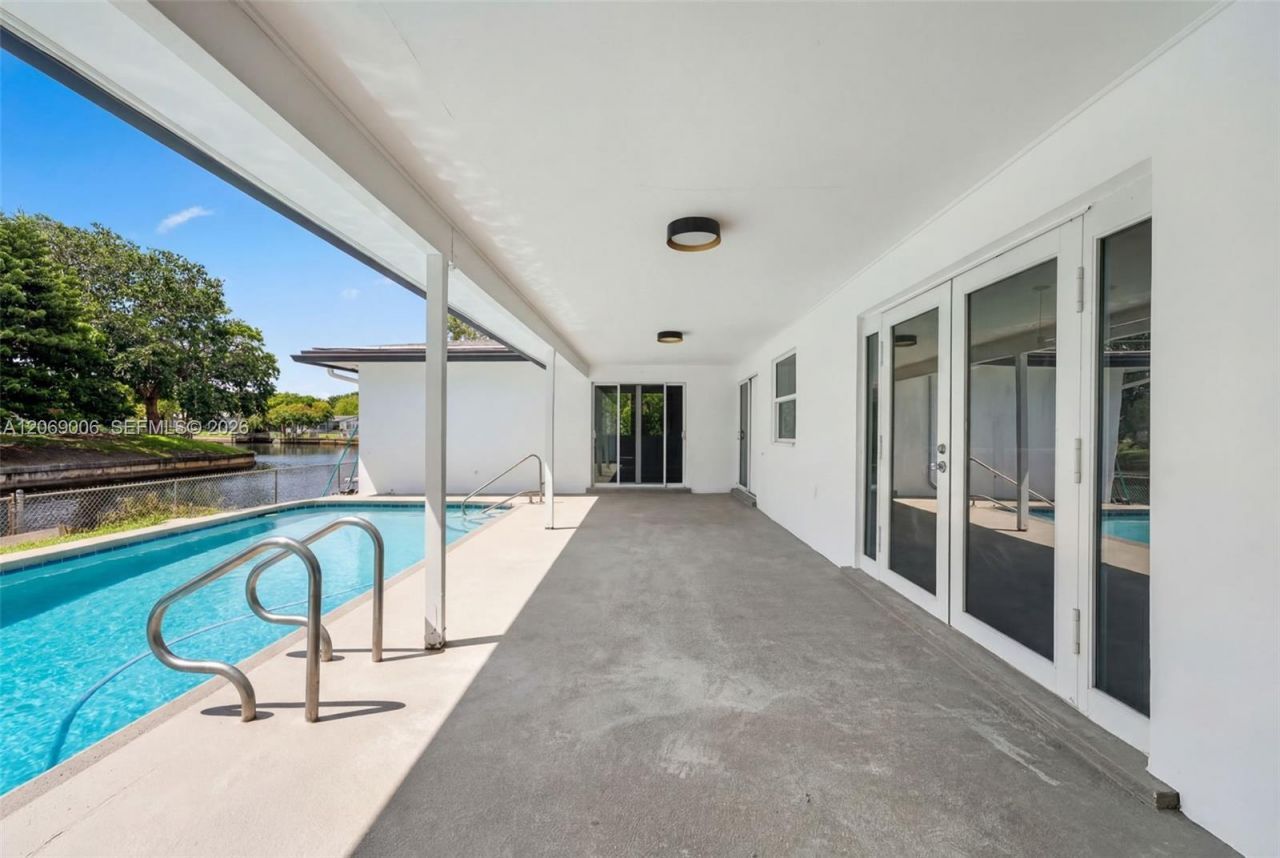 6091 SW 14th St , Plantation, FL 33317 Photo