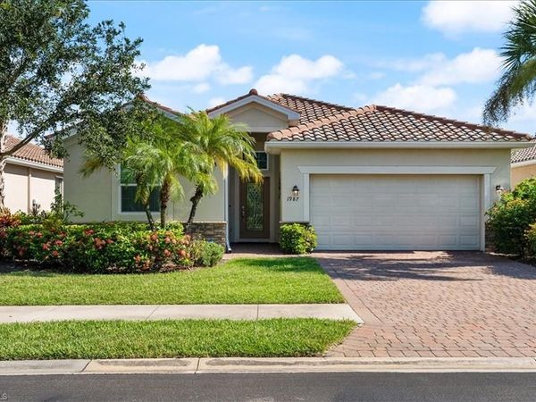 1987 Fairmont LN , NAPLES, FL 34120