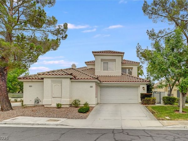9240 Pitching Wedge Drive , Las Vegas, NV 89134