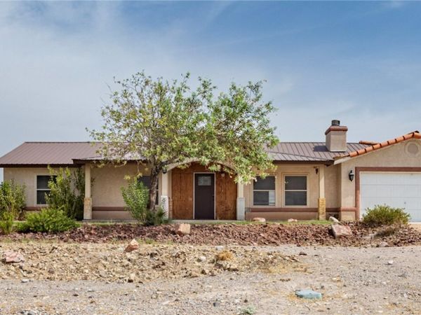 1280 E Embry Avenue , Moapa, NV 89025