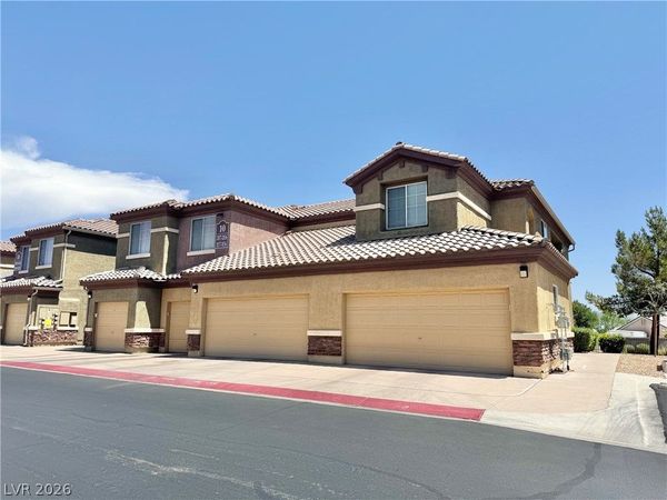 6868 Sky Pointe Drive, Unit 1036, Las Vegas, NV 89131