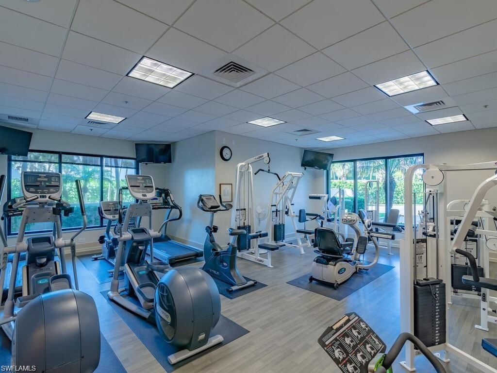 4551 Gulf Shore Blvd N, Unit 306, Naples, FL 34103 Photo