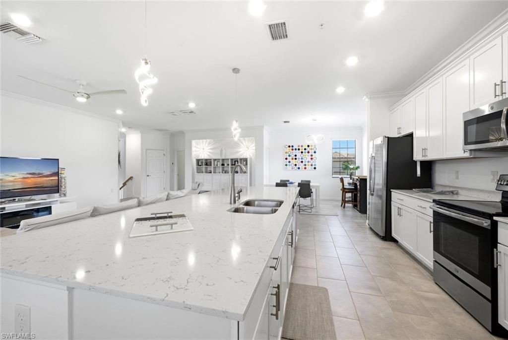 2352 Anguilla Dr, Unit 201, Naples, FL 34120 Photo