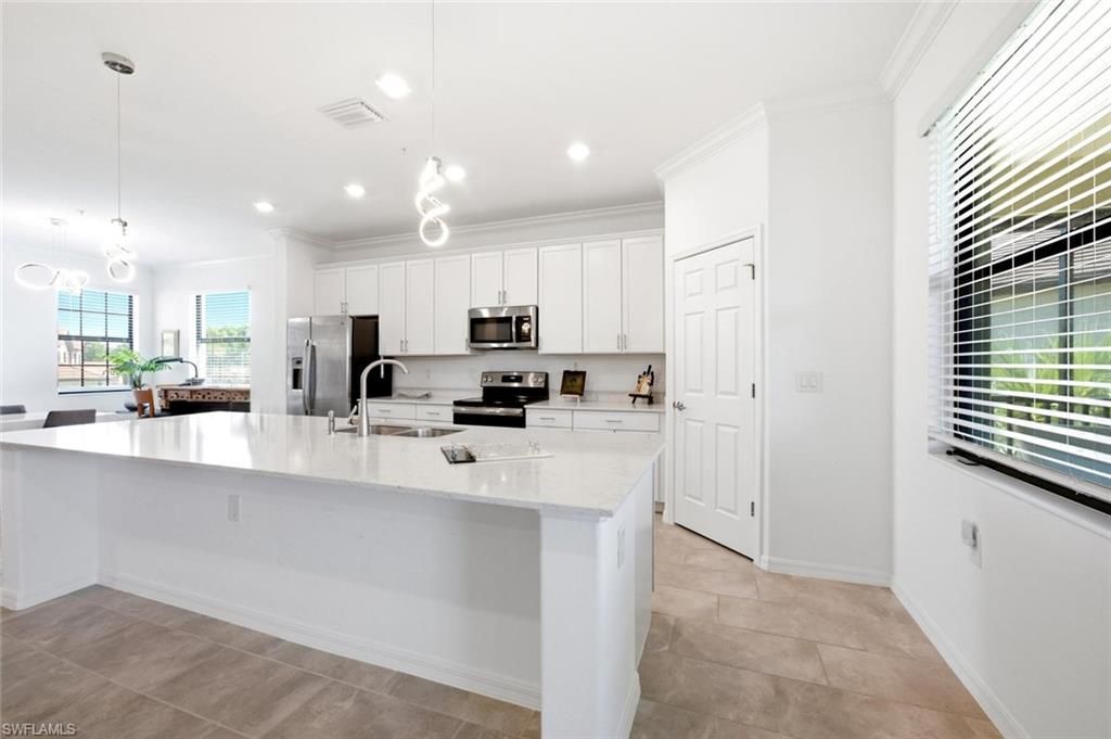 2352 Anguilla Dr, Unit 201, Naples, FL 34120 Photo