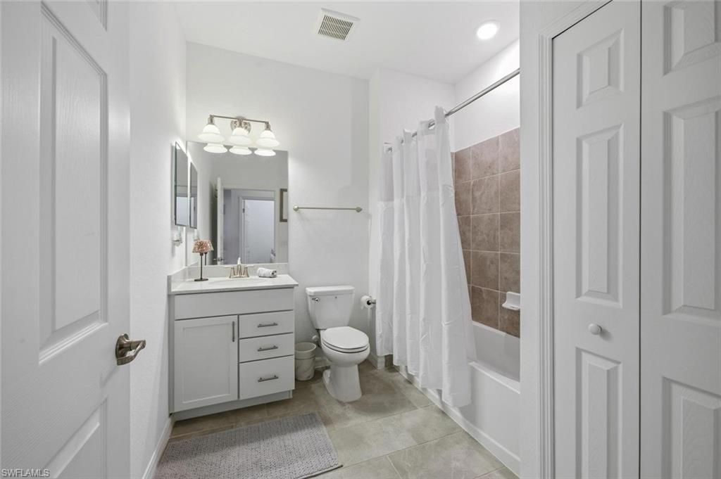 2352 Anguilla Dr, Unit 201, Naples, FL 34120 Photo