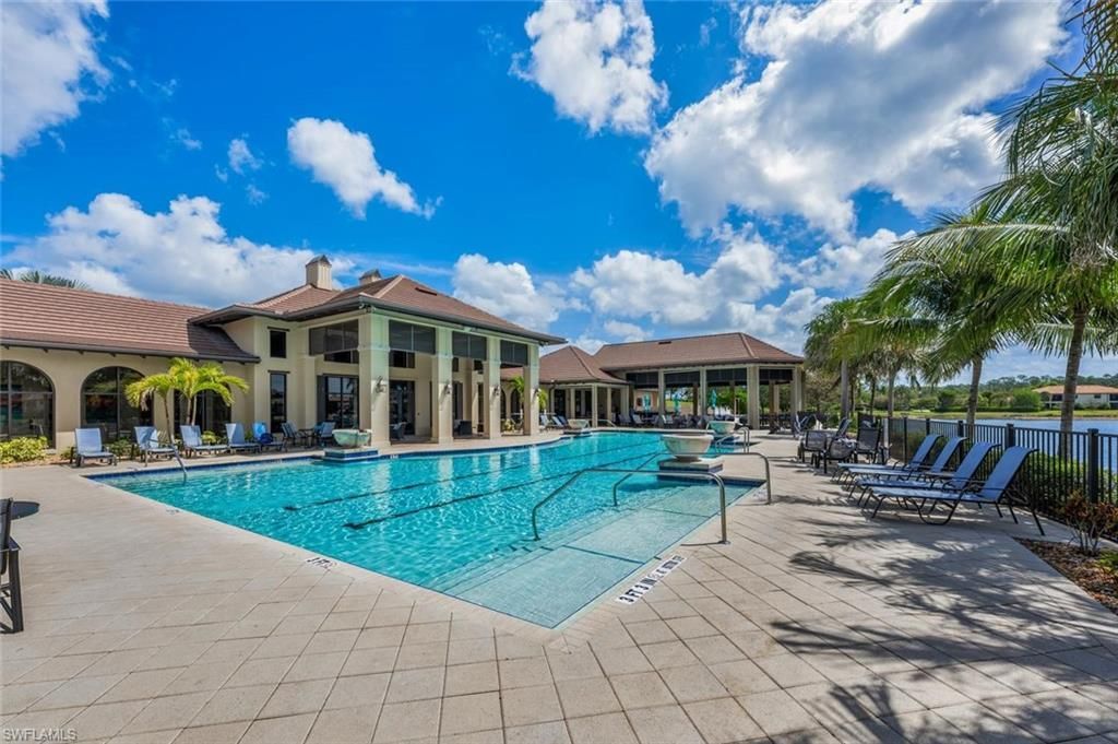 2352 Anguilla Dr, Unit 201, Naples, FL 34120 Photo