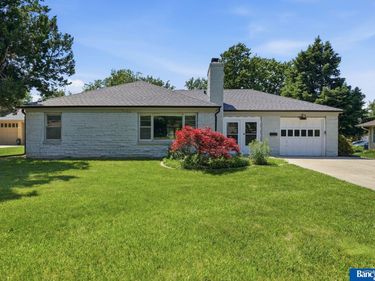 417 S Cotner Boulevard, Lincoln, NE 68510