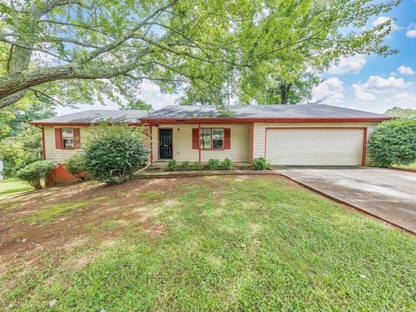 921 Curry Circle SE, Conyers, GA 30094