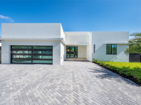 9951 SW 41st Ter , Miami, FL 33165