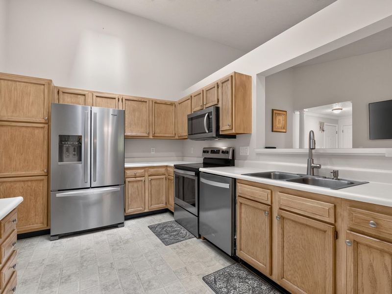 7041 Glen Kerry Court, Florence, KY 41042 Photo 8
