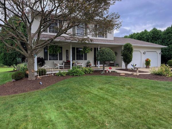 770 Woodview Dr, Ashland, OH 44805