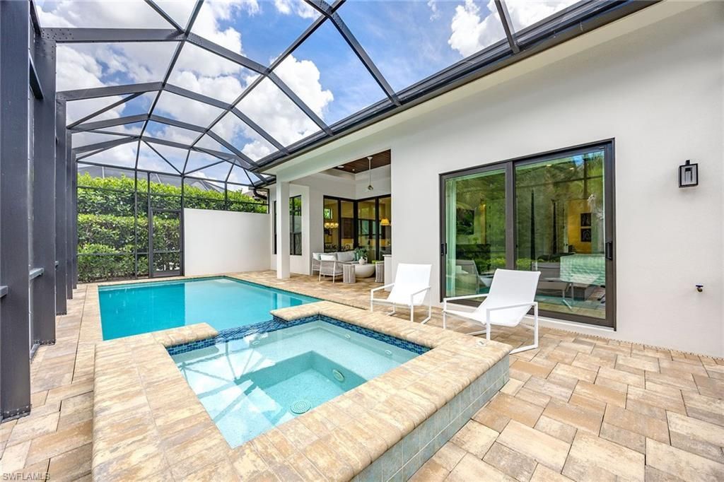 2935 Coco Lakes Dr, Naples, FL 34105 Photo