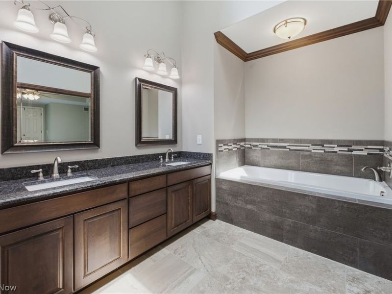 6114 Groton Street NW, Canton, OH 44708 Photo 17