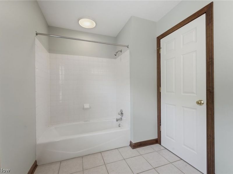 6114 Groton Street NW, Canton, OH 44708 Photo 23