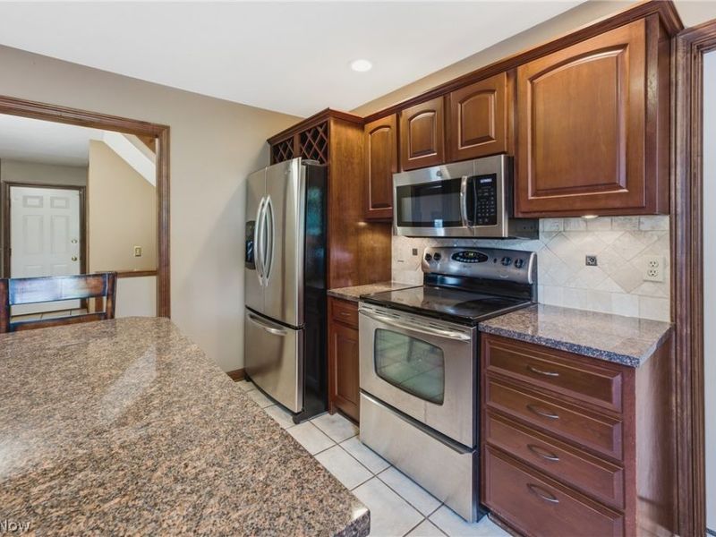 6114 Groton Street NW, Canton, OH 44708 Photo 7