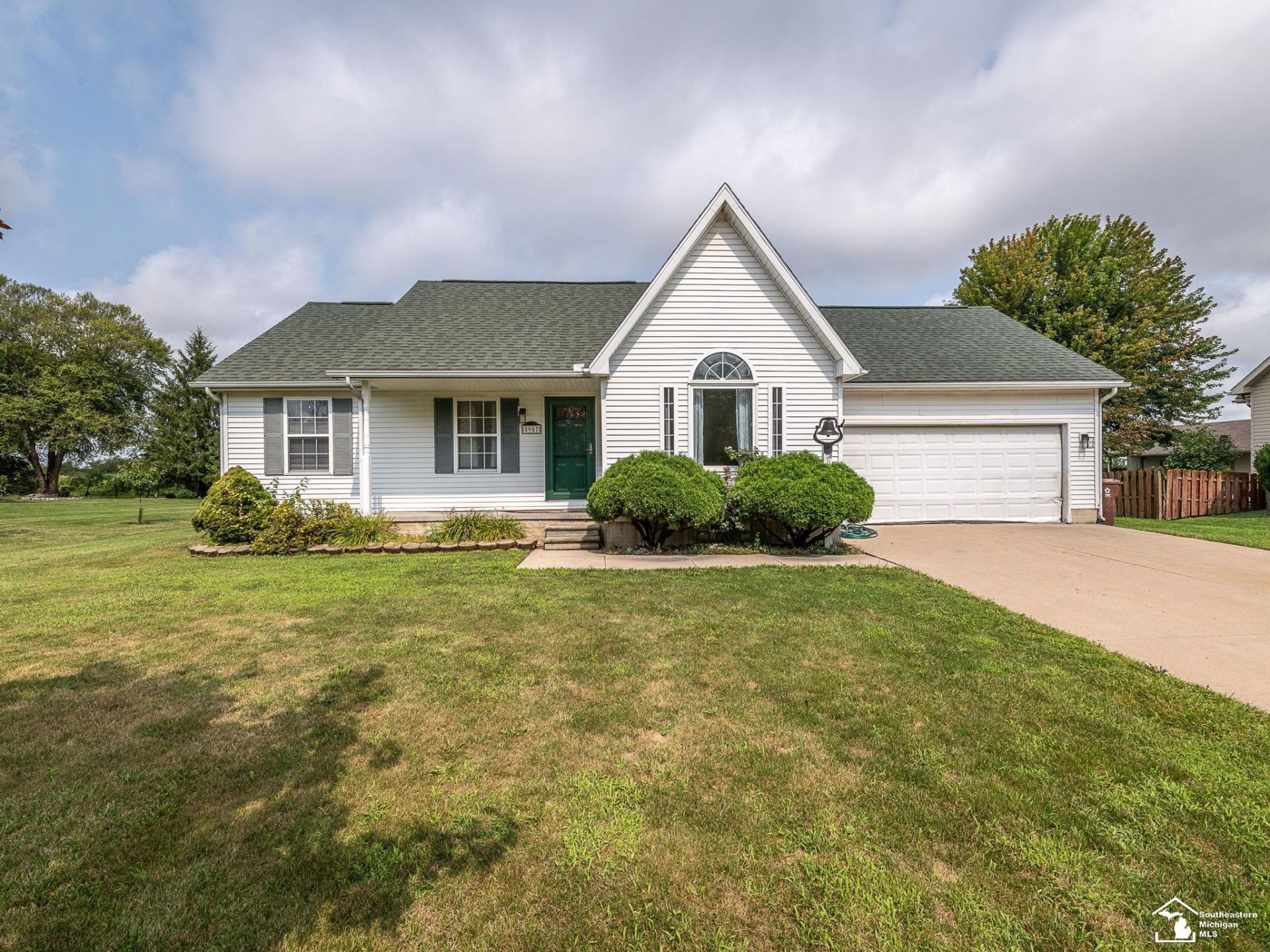 5957 Trombley Road, Newport, MI 48166 Main Photo