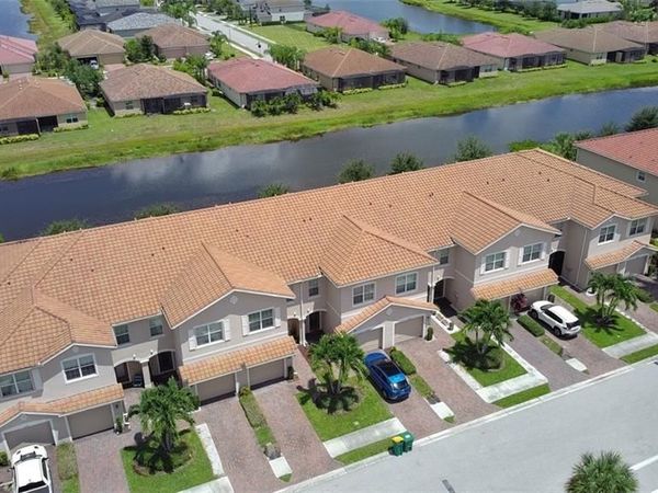 2744 Blossom WAY , NAPLES, FL 34120