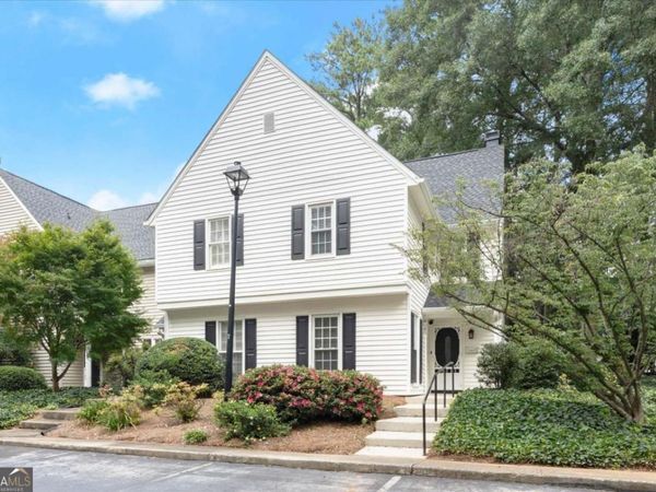 4147 N Gloucester Place, Atlanta, GA 30341