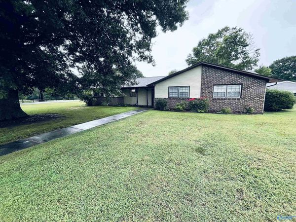 400 Alicia Street, Albertville, AL 35950