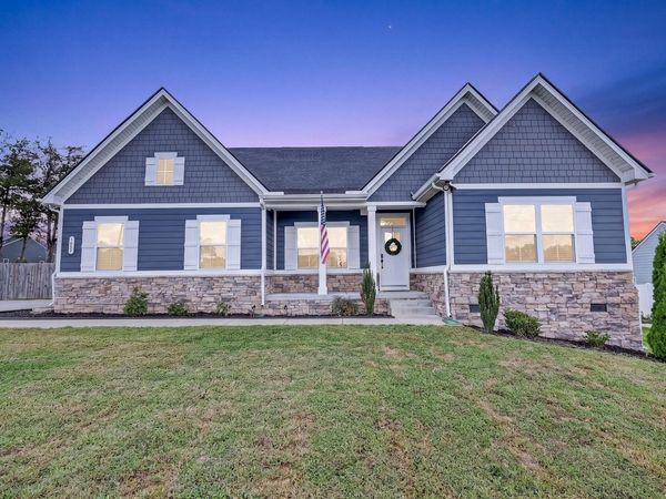 1427 Dawbarn Dr , Murfreesboro, TN 37128