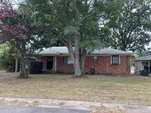 6707 Stonecrest Drive , Little Rock, AR 72204
