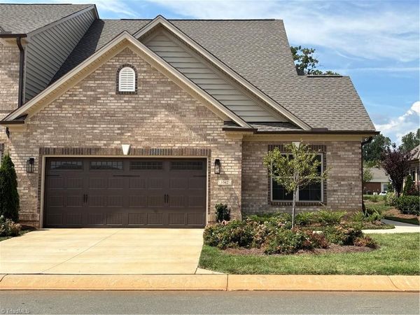 1042 Beechcraft Drive , Mebane, NC 27302