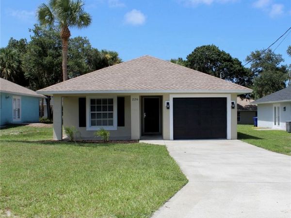 226 13th Street SW, Vero Beach, FL 32962